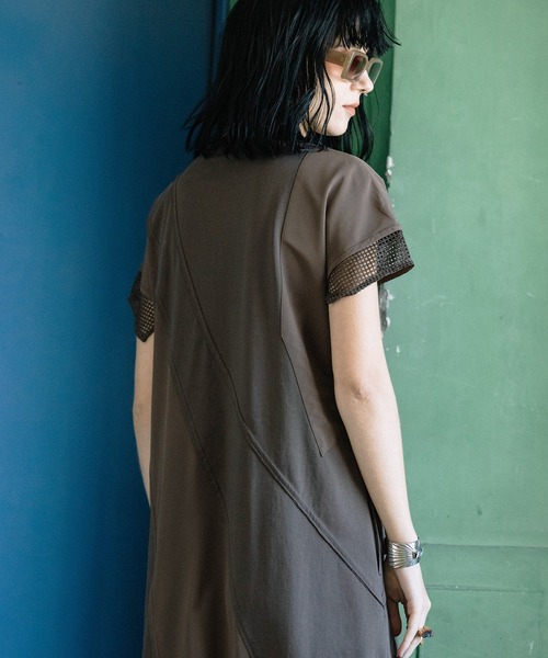 AULA AILA（アウラアイラ）の「スラントスイッチングワンピース（ワンピース・レディース・ブラウン/チャコールグレー/ブラック・0）」の6枚目の写真