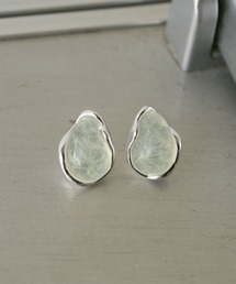 ジェミー ストーン ピアス