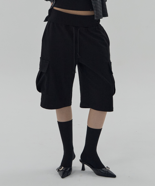 パンツ CARGO LETTERING BERMUDA PANTS セール】AUDREY CARGO BERMUDA PANTS - BLACK（その他パンツ