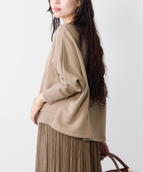 MICA&DEAL（マイカ＆ディール）の「リネンブレンドドルマンルーズスウェット（スウェット・レディース・ライトベージュ/ブラウン/ベージュ・FREE）」の9枚目の写真