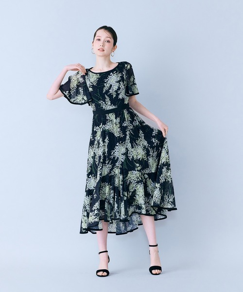 Audie a Muses(オーディアミューズ)の「ミモザプリントワンピース(ワンピース・レディース・ブラック/オフホワイト・36/40/42/38)」の3枚目の写真