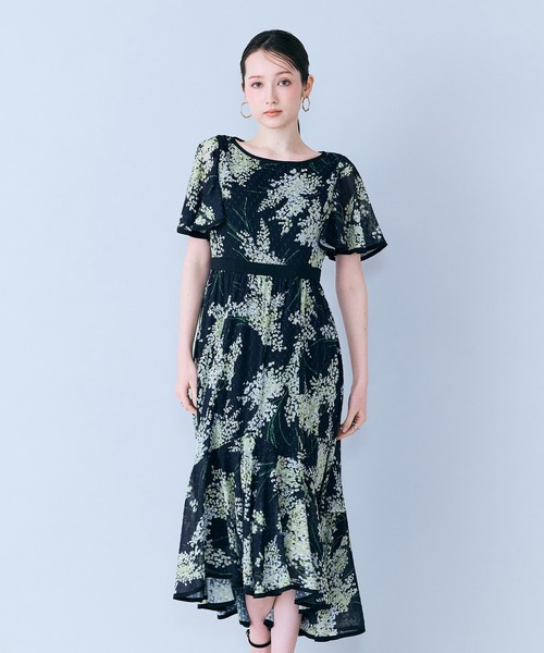 Audie a Muses(オーディアミューズ)の「ミモザプリントワンピース(ワンピース・レディース・ブラック/オフホワイト・36/40/42/38)」の5枚目の写真