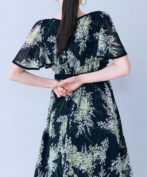 Audie a Muses(オーディアミューズ)の「ミモザプリントワンピース(ワンピース・レディース・ブラック/オフホワイト・36/40/42/38)」の10枚目の写真