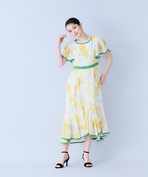 Audie a Muses(オーディアミューズ)の「ミモザプリントワンピース(ワンピース・レディース・ブラック/オフホワイト・36/40/42/38)」の20枚目の写真