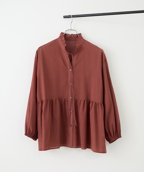 ROPE' PICNIC（ロペピクニック）の「お着軽シャツシリーズ フリルカラーシアーペプラムブラウス/接触冷感・通気性（シャツ/ブラウス・レディース・ブルー/ブルー系その他4/ネイビー/イエロー/ピンク/ホワイト/オレンジ/ダークブラウン/サックスブルー・FREE）」の3枚目の写真