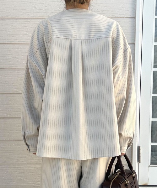 Q(キュー)の「ストライプシャツジャケット(ノーカラージャケット・レディース・アイボリー・MEDIUM)」の8枚目の写真