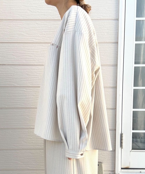 Q(キュー)の「ストライプシャツジャケット(ノーカラージャケット・レディース・アイボリー・MEDIUM)」の9枚目の写真