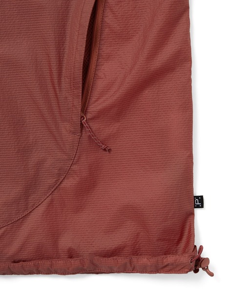 thisisneverthat（ディスイズネバーザット）の「PERTEXR QA Light Windbreaker（ナイロンジャケット・メンズ・コーラル/モカ/ブラック・L/M/S/XL）」の13枚目の写真