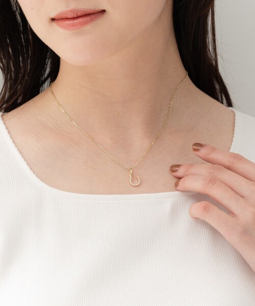 UNTITLED（アンタイトル）の「【ステンレスチェーン】馬蹄チャームトップ（ネックレス・レディース・シルバー/ゴールド・99）」の3枚目の写真