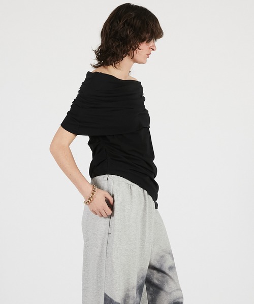 PRANK PROJECT（プランクプロジェクト）の「【2026Summer Pre-Order】アシンメトリードレープトップ / Asymmetrical Drape Top（Tシャツ/カットソー・レディース・ブラウン/グレー/ブラック・FREE）」の14枚目の写真