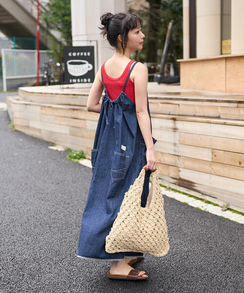 FREAK'S STORE（フリークスストア）の「SOMETHING × FREAK'S STORE/サムシング 別注 LOOSE FRILL ONEPIECE/フリルワンピース（ワンピース・レディース・ネイビー/サックスブルー・ﾌﾘ-）」の5枚目の写真