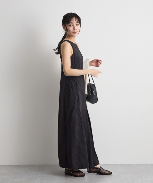 Futier land(フューティアランド)の「ノースリーブタックロングワンピース(ワンピース・レディース・ホワイト/ブラック・LARGE/MEDIUM)」の17枚目の写真