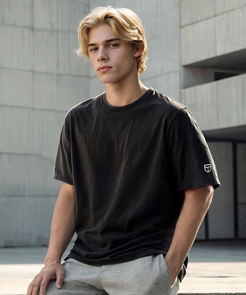 NEWTRAL PRODUCTS（ニュートラルプロダクツ）の「【NEWTRAL】 5.6oz EmblemT（Tシャツ/カットソー・メンズ・ブラック/ライトブルー/スモークピンク/ロイヤルブルー/グレー/ダークグリーン/ホワイト/ライトグレー/レッド/チャコール/ネイビー/ベージュ・S/M/L/LL）」の19枚目の写真