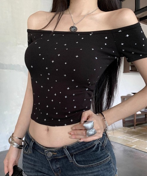 おしゃれスタ(オシャレスタ)の「きらきらデザインオフショルリブトップス(Tシャツ/カットソー・レディース・グレー/ブラック/ホワイト・S/M/L/XL)」の2枚目の写真
