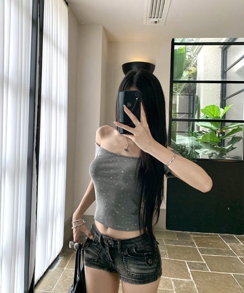 おしゃれスタ(オシャレスタ)の「きらきらデザインオフショルリブトップス(Tシャツ/カットソー・レディース・グレー/ブラック/ホワイト・S/M/L/XL)」の8枚目の写真