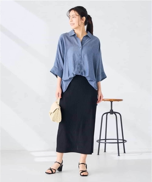 a.v.v(アーヴェヴェ)の「【2WAY】シアーデニムドルマンシャツ(シャツ/ブラウス・レディース・ネイビー・39)」の4枚目の写真