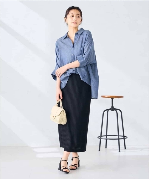 a.v.v(アーヴェヴェ)の「【2WAY】シアーデニムドルマンシャツ(シャツ/ブラウス・レディース・ネイビー・39)」の5枚目の写真