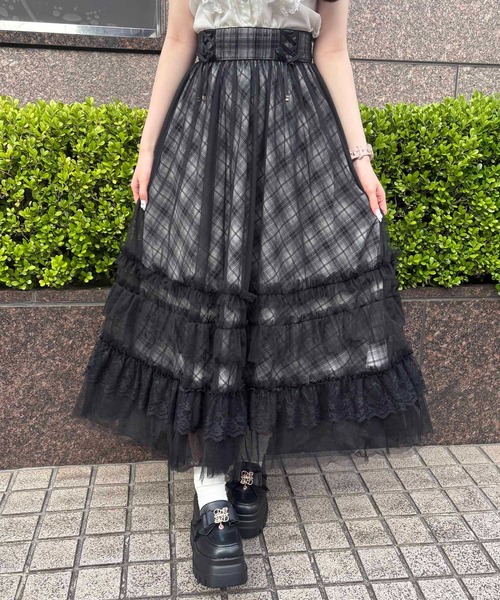 couture BY ROJITA(クチュールバイロジータ)の「ランダムフリルチュールロングスカート(スカート・レディース・その他/ブラック/アイボリー・FREE)」の5枚目の写真
