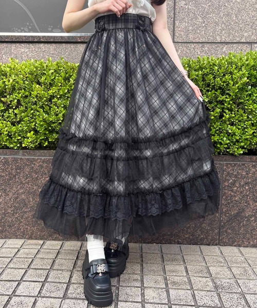 couture BY ROJITA(クチュールバイロジータ)の「ランダムフリルチュールロングスカート(スカート・レディース・その他/ブラック/アイボリー・FREE)」の6枚目の写真