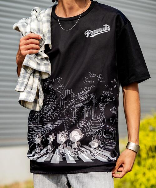 TRIPPY ART(トリッピーアート)の「TRIPPY ART(トリッピーアート)SNOOPY ABBEY ROAD 3D TEE(Tシャツ/カットソー・メンズ・ホワイト/ブラック・L/M/S)」の4枚目の写真