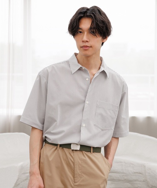 GLOBAL WORK(グローバルワーク)の「クリーンサッカー/シャツ/5分袖/638142(シャツ/ブラウス・メンズ・ダークグレー/ネイビー/ライトグリーン/グリーン系その他6/ブラウン/ライトグレー/ライトブルー/ブラック/ダークブラウン・MEDIUM/X-LARGE/SMALL/LARGE)」の3枚目の写真