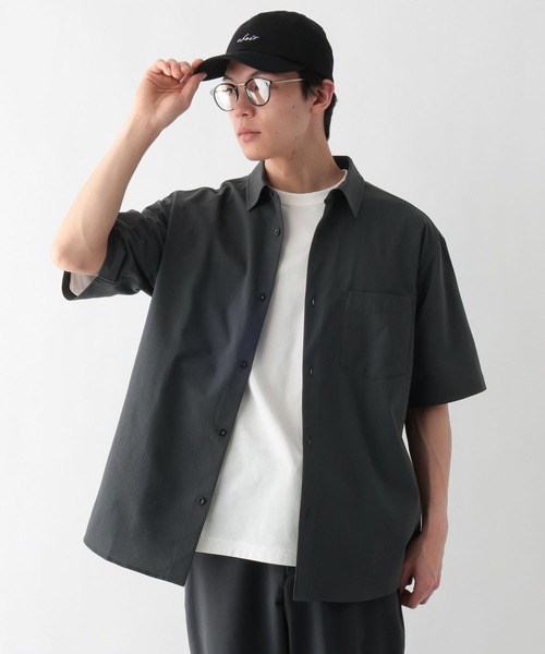 GLOBAL WORK(グローバルワーク)の「クリーンサッカー/シャツ/5分袖/638142(シャツ/ブラウス・メンズ・ダークグレー/ネイビー/ライトグリーン/グリーン系その他6/ブラウン/ライトグレー/ライトブルー/ブラック/ダークブラウン・MEDIUM/X-LARGE/SMALL/LARGE)」の4枚目の写真