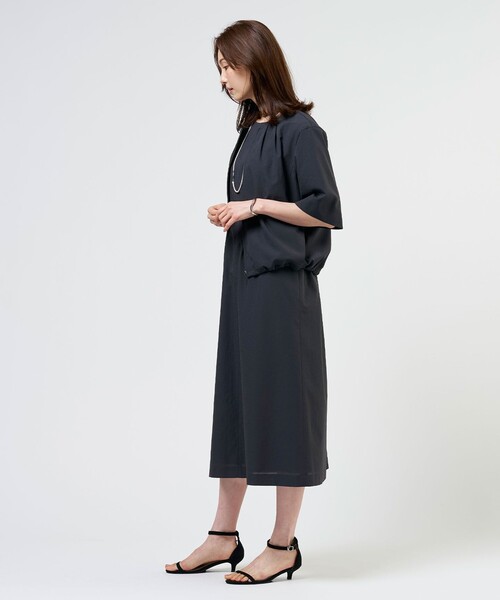 J.PRESS(ジェイプレス)の「【季節の変わり目に】アキハ BREEZE COOL ノーカラー ブルゾン(ブルゾン・レディース・ブラウン系/ライトグレー系/グレー系・T13/T15)」の10枚目の写真