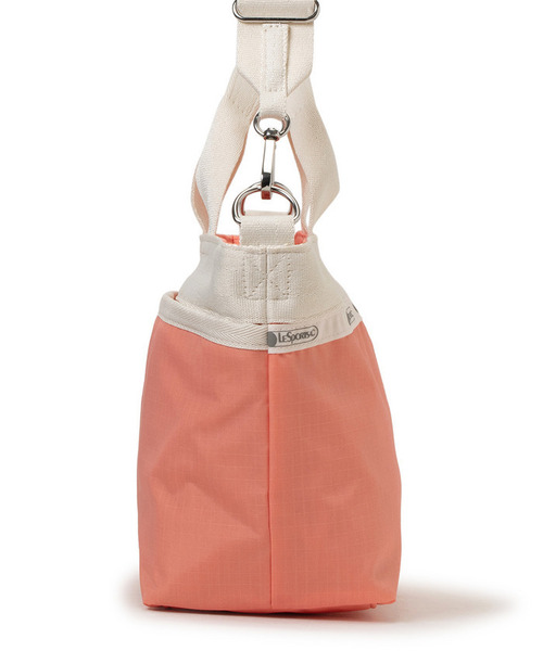 LeSportsac(レスポートサック)の「SMALL BUCKET TOTE コーラルパンチ/メレンゲ(トートバッグ・レディース・ピンク・FREE)」の9枚目の写真