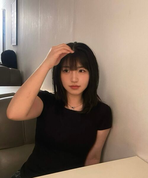 MUSINSA STANDARD WOMAN（ムシンサスタンダードウーマン）の「ウィメンズウールテンセルホルターレイヤードTシャツ[ブラック]（Tシャツ/カットソー・レディース・その他・SMALL/MEDIUM/LARGE/X-SMALL）」の6枚目の写真