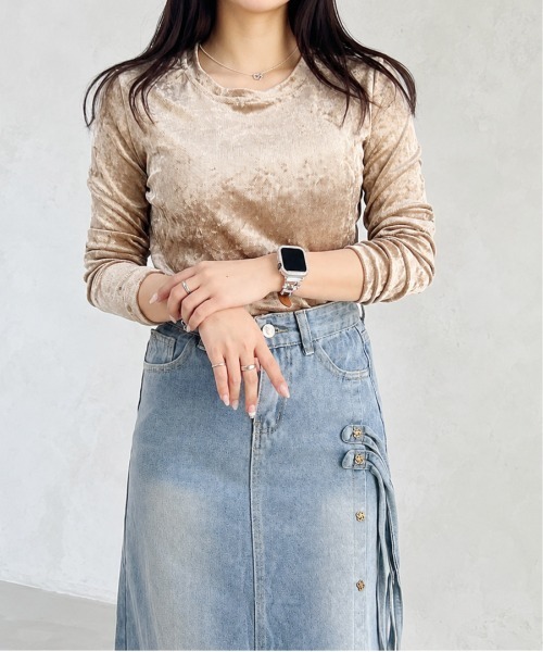 GREENHOX(グリーンホックス)の「【華奢見え】クラッシュベロアシアーロングスリーブトップス(Tシャツ/カットソー・レディース・ブラック/ライトブラウン/オフホワイト・MEDIUM/LARGE)」の12枚目の写真
