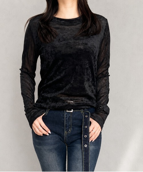 GREENHOX(グリーンホックス)の「【華奢見え】クラッシュベロアシアーロングスリーブトップス(Tシャツ/カットソー・レディース・ブラック/ライトブラウン/オフホワイト・MEDIUM/LARGE)」の7枚目の写真