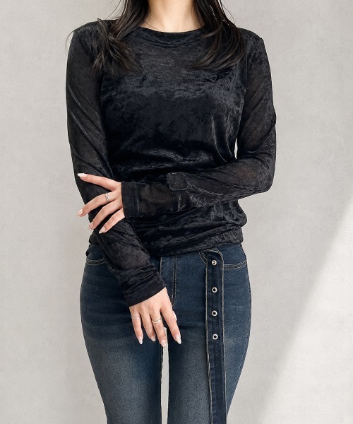 GREENHOX(グリーンホックス)の「【華奢見え】クラッシュベロアシアーロングスリーブトップス(Tシャツ/カットソー・レディース・ブラック/ライトブラウン/オフホワイト・MEDIUM/LARGE)」の6枚目の写真