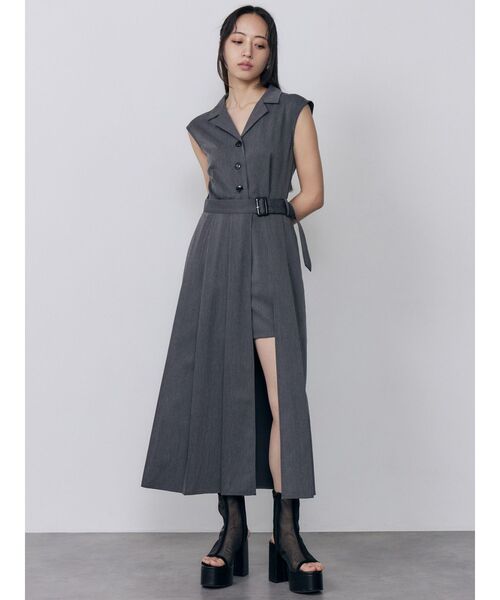 MURUA(ムルーア)の「マルチウェイローリングロンパース 夏服(つなぎ/オールインワン・レディース・ベージュ/グレー・2/1)」の8枚目の写真