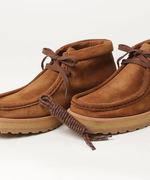 Clarks(クラークス)の「CLARKS Wallabee Scout クラークス ワラビー スカウト ブーツ(ブーツ・レディース・ブラウン/ベージュ・5.5/6/6.5/5)」の3枚目の写真