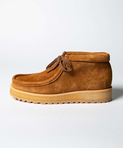 Clarks(クラークス)の「CLARKS Wallabee Scout クラークス ワラビー スカウト ブーツ(ブーツ・レディース・ブラウン/ベージュ・5.5/6/6.5/5)」の6枚目の写真
