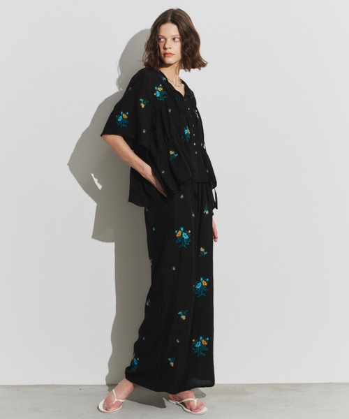 Unitage(ユニテージ)の「オリジナル刺繍楊柳ブラウス(シャツ/ブラウス・レディース・アイボリー/ブラック・FREE)」の16枚目の写真