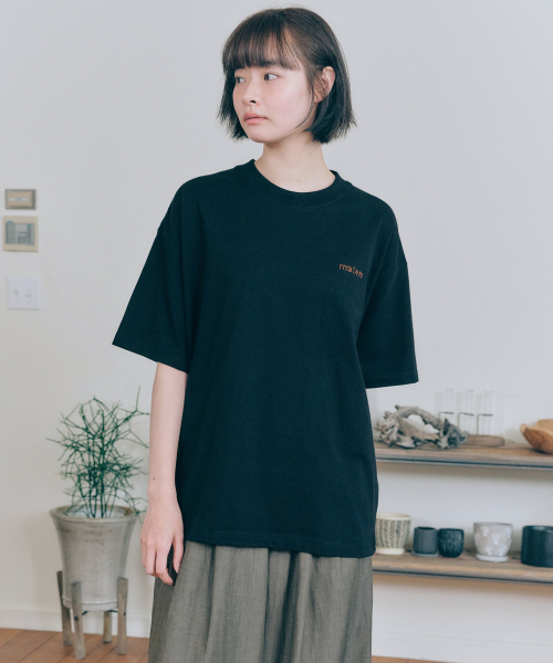 MALEN(マレン)の「ユニセックス刺繍ロゴTシャツブラック(Tシャツ/カットソー・メンズ・ブラック・SMALL/MEDIUM/LARGE)」の1枚目の写真