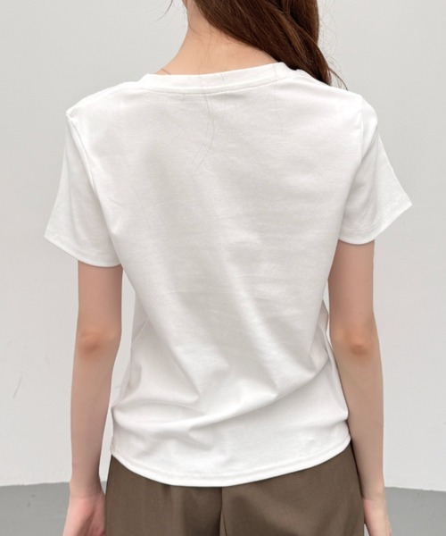Ada.（エイダ）の「フロント ロゴ レタリング ルーズフィット ベーシック 半袖 Tシャツ（Tシャツ/カットソー・レディース・ホワイト/グレー/ブラック・FREE）」の5枚目の写真