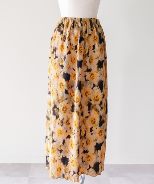 DOLLUPOOPS(ドールアップウップス)の「Washer Pleated Flower Skirt(ワッシャープリーツフラワースカート)(スカート・レディース・イエロー/グリーン/ブラック・FREE)」の1枚目の写真