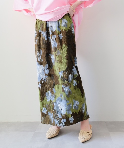 DOLLUPOOPS(ドールアップウップス)の「Washer Pleated Flower Skirt(ワッシャープリーツフラワースカート)(スカート・レディース・イエロー/グリーン/ブラック・FREE)」の3枚目の写真