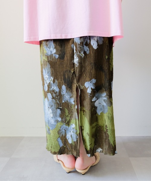 DOLLUPOOPS(ドールアップウップス)の「Washer Pleated Flower Skirt(ワッシャープリーツフラワースカート)(スカート・レディース・イエロー/グリーン/ブラック・FREE)」の10枚目の写真