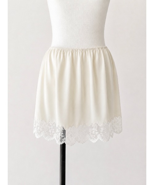 miies miim(ミーエスミーム)の「lace hem satin skirt(スカート・レディース・ピンク/アイボリー・FREE)」の5枚目の写真