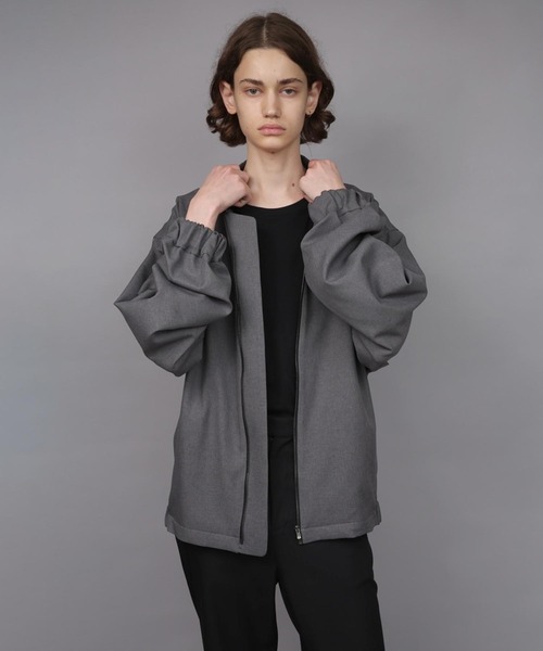 ato(アトウ)の「OVERSIZED FABRIC MA1(ブルゾン・メンズ・トップグレー/ブラック・46/48)」の12枚目の写真