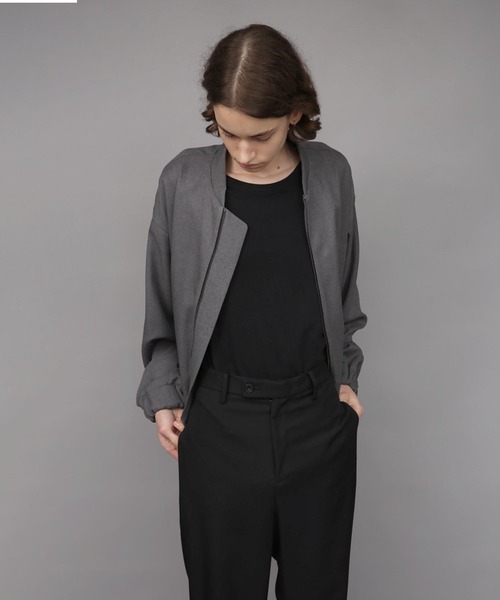 ato(アトウ)の「OVERSIZED FABRIC MA1(ブルゾン・メンズ・トップグレー/ブラック・46/48)」の18枚目の写真