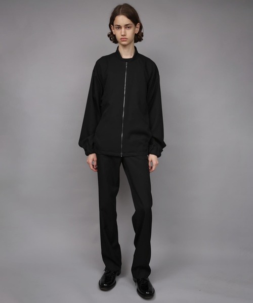 ato(アトウ)の「OVERSIZED FABRIC MA1(ブルゾン・メンズ・トップグレー/ブラック・46/48)」の6枚目の写真