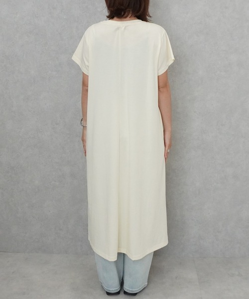 SELECT LEVERY(セレクトリベリー)の「接触冷感 楽ちんポケット付きチュニックワンピース(ワンピース・レディース・ブラック/ネイビー/ブルー/アイボリー/ラベンダー/ベージュ・LARGE/MEDIUM)」の19枚目の写真