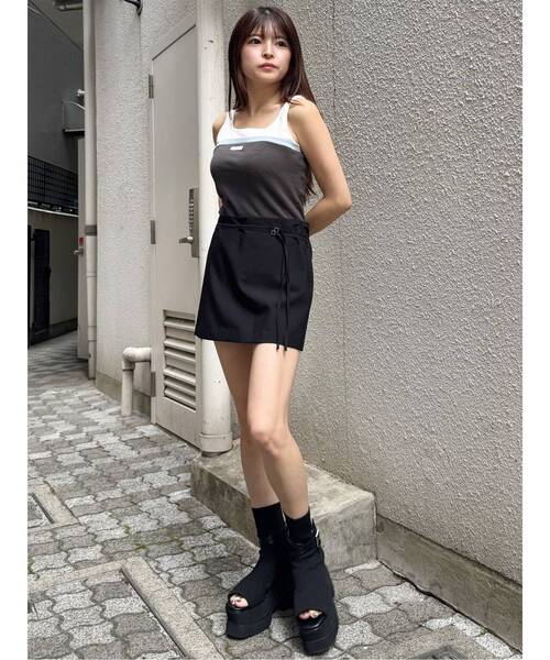MURUA(ムルーア)の「ダブルベルトミニスカート 夏服(スカート・レディース・グレー/ブラック/その他・2/1)」の7枚目の写真