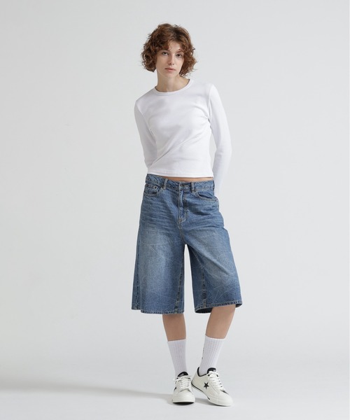 AVIREX(アヴィレックス)の「BERMUDA HALF DENIM PANTS(デニムパンツ・レディース・ベージュ/ブルー系その他・S/M)」の3枚目の写真