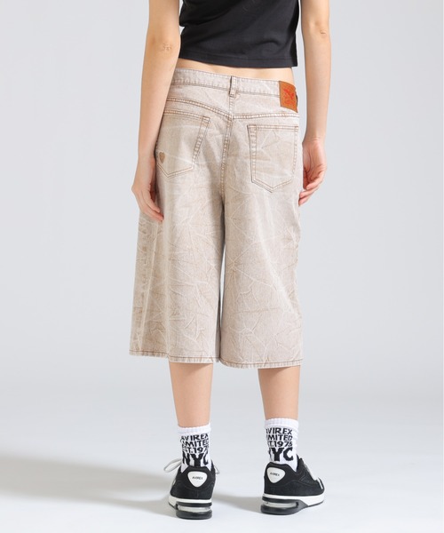 AVIREX(アヴィレックス)の「BERMUDA HALF DENIM PANTS(デニムパンツ・レディース・ベージュ/ブルー系その他・S/M)」の16枚目の写真
