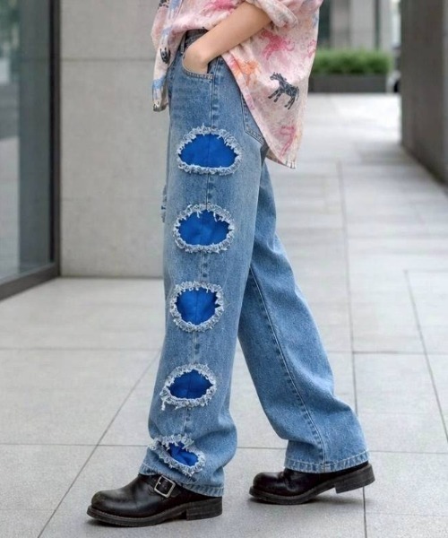 KAMINARI_TOKIO（カミナリトキオ）の「サイドダメージデニムパンツ（デニムパンツ・レディース・ダークグリーン/ブルー・FREE）」の11枚目の写真